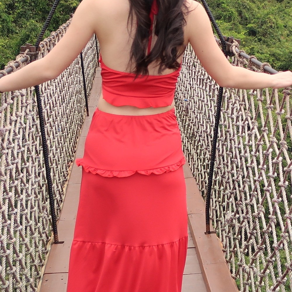 Red Maxi Set - Picture 2 of 3